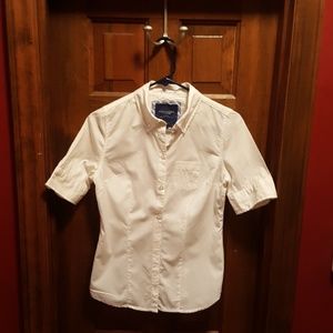 Ladies button-down. Size 4.
